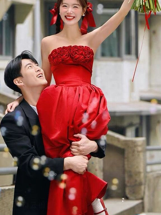 Новый красный свадебный халат  – обзор и цена Photography Wedding